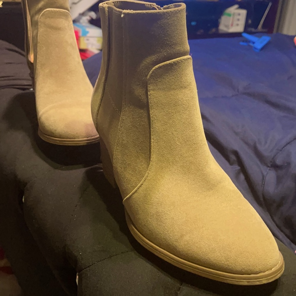 Universal thread Booty: Tan